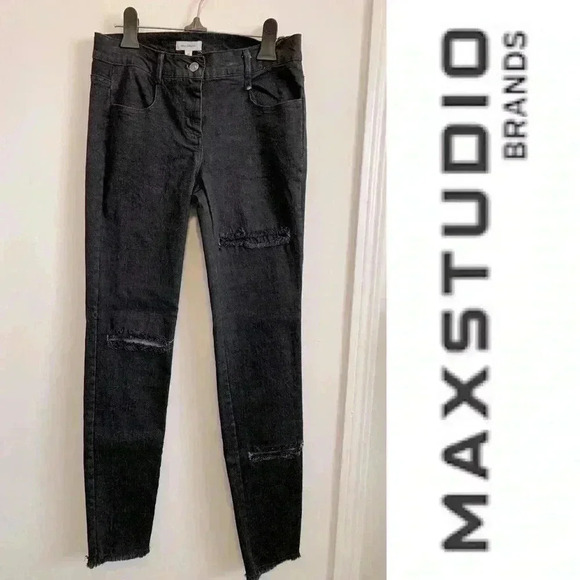 ❤️BNWT Max studio Distressed Black Frayed Denim Jeans size 27 - Picture 1 of 4